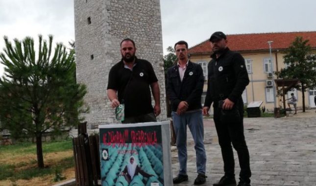 SPP Petnjica u Podgorici: Dijelili cvijet Srebrenice i letke sa porukom “Da se ne zaboravi genocid”