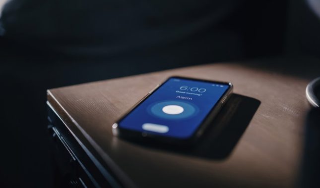 Moderni džinni: Da li je vaš pametni telefon zapravo opsihiren?