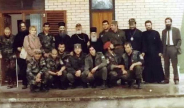 Slika dana: Patrijah Pavle, mitropolit Amfilohije, vladika Atanasije i grčki plaćenici koji su učestvovali u agresiji na BiH