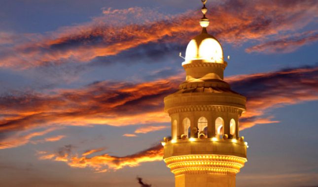 Ustraj do kraja u ibadetu, možda te Allahova milost dostigne u zadnjem satu ramazana