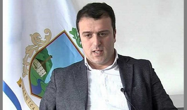 Muhović o nastupu guslara u Petnjici: Instrument koji je “izgudio” najviše mržnje prema islamu i muslimanima