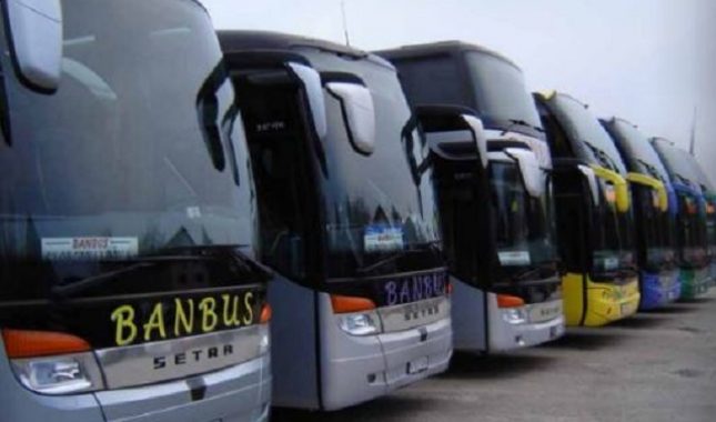 SKANDALOZNO: VOZAČ AUTOBUSA “BANBUS TURS” VERBALNO NAPAO I MALTRETIRAO UČENICU MEDRESE GAZI ISA-BEG