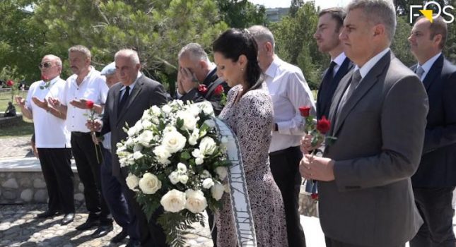 U PODGORICI OBILJEŽEN DAN SJEĆANJA NA ŽRTVE RATOVA: DA SE BUDUĆIM GENERACIJAMA NE PONOVI (FOTO-VIDEO GALERIJA)