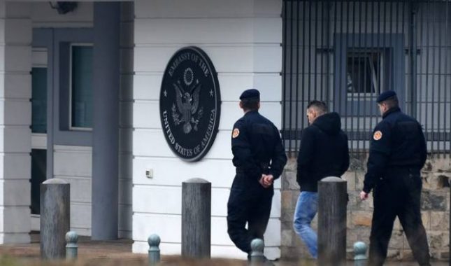 Ko pleše tango s nacionalizmom u Crnoj Gori?