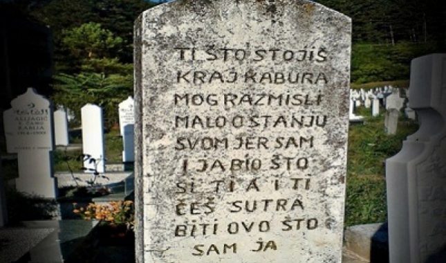 Od čega umrli imaju koristi: Šta živi moraju učiniti za umrle, a šta nije dozvoljeno raditi?