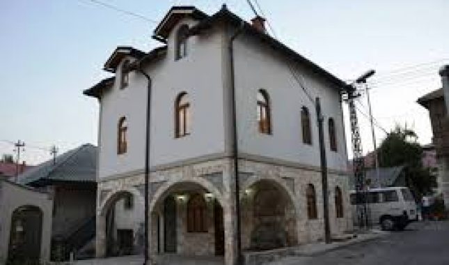 U Beranama kamenovana Vakufska kuća