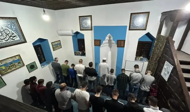 Jedina od nekadašnjih devet džamija u Nikšiću: Ramazanska oaza islama i muslimana