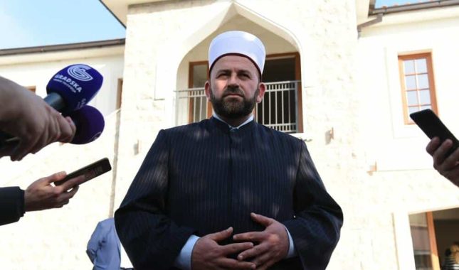 Fejzić: Dok svijet odaje počast žrtvama Srebrenice, Crna Gora nagrađuje negatore genocida