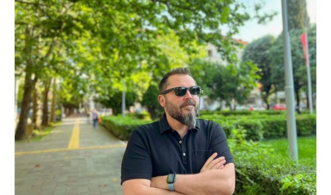 Bursać: Nož, žica, Podgorica!