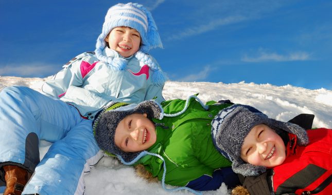 Pedijatri savjetuju: Izvedite djecu napolje i kada je hladno i kada je snijeg
