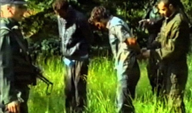 Dan kada su “Hrabri Škorpioni” kukavički strijeljali šestoricu mladih Srebreničana (VIDEO)