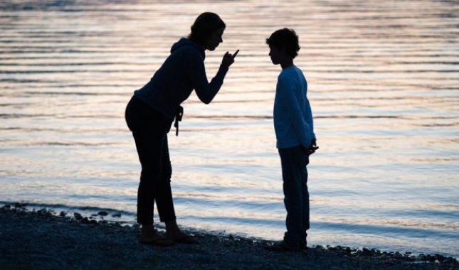 Majka brani sinu posjećivanje rodbine