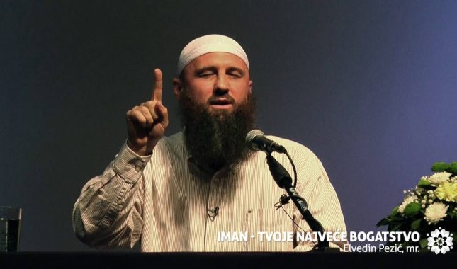 Kako ispravno klanjati namaz-teoretski u video prezentaciji-Mr.Elvedin Pezić