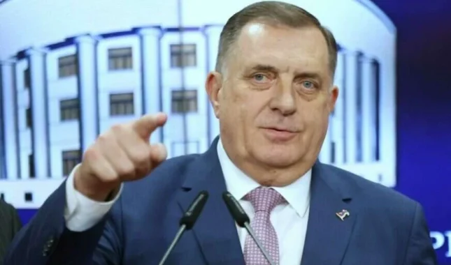 Dragan Bursać | Dodikova sociopatija u par riječi: Neka se Bošnjaci vrate pravoslavlju!