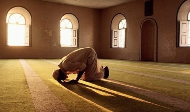 Poučna priča: Uzoriti mladić i nemoralni sadržaj na internetu