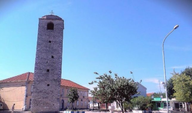BOŠNJAČKO VIJEĆE U CRNOJ GORI REAGOVALO POVODOM MOGUĆEG POVRATKA METALNOG KRSTA NA SAHAT KULI