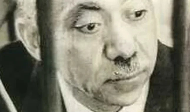 Ko traži spas, a ne ide njegovim putevima, nalik je onome koji misli da lađa može ploviti po suhom