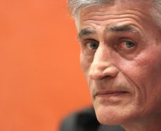 ŠERBO RASTODER ZA “SB”: “Crna Gora je po retorici evropska, a po ideologiji četnička, Bošnjačka stranka diskreditirala je bošnjačku ideju”