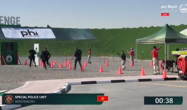 Bursać: A što će crnogorskim specijalcima kapela okupatora Karađorđevića na uniformi?