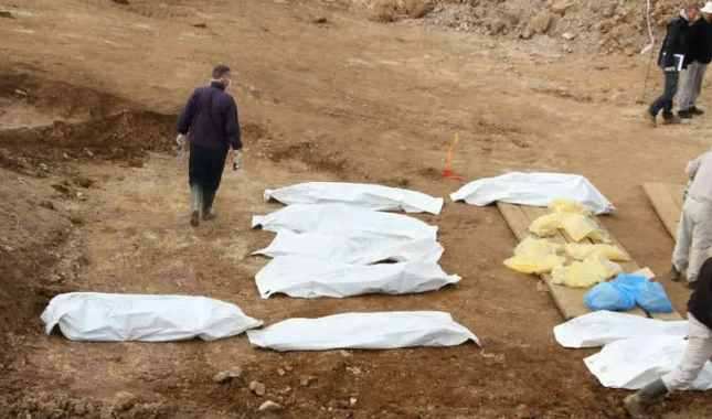 Pamtiš li, monstrume, cuclu bebe Amine?