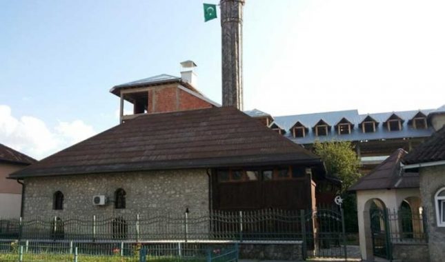 Elektrodistribucija, prekinula napajanje strujom sve dzamije u Gusinju