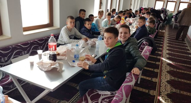 IKC Podgorica na takmičenju mekteblija u Novome pazaru ,,UPOZNAJ POSLANIKA a.s.,,(Foto)