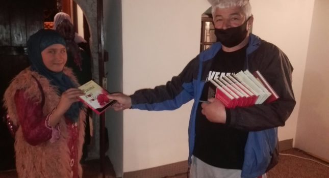 IKC-PG donirao 70 islamskih knjiga džematu džamije u Nikšiću