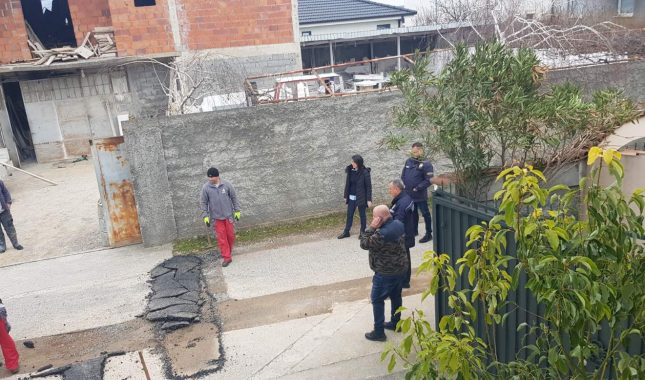 Šamar muslimanima-Ana i Doda uništili i bacili Harisovu odluku na smetlištu