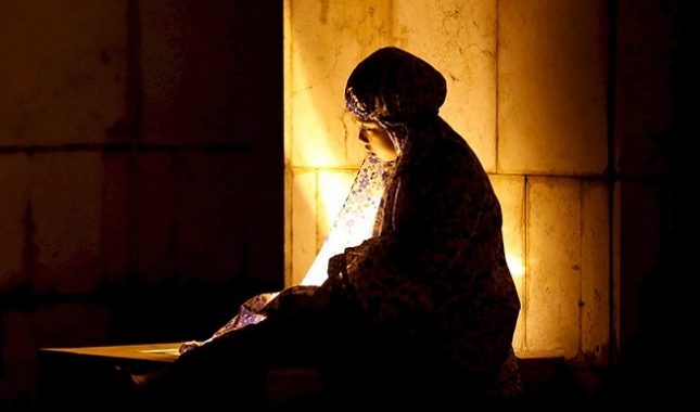 Da li muslimanka treba uzeti muževo prezime?